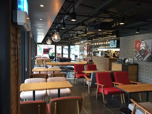 투썸플레이스 울산중리사거리점