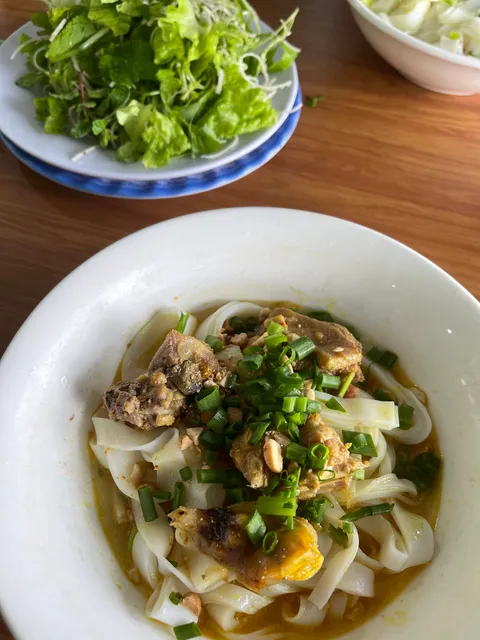 Quán Mì Quảng Quỳnh