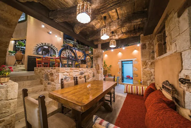 Geitonia Malia - Cretan Creative Cuisine