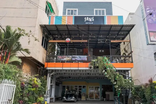 Sans Hotel Cemara Asri Medan