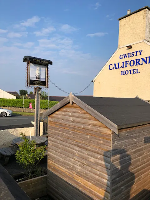 The California Hotel