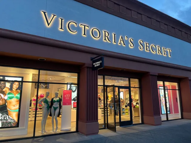 Victoria's Secret & PINK