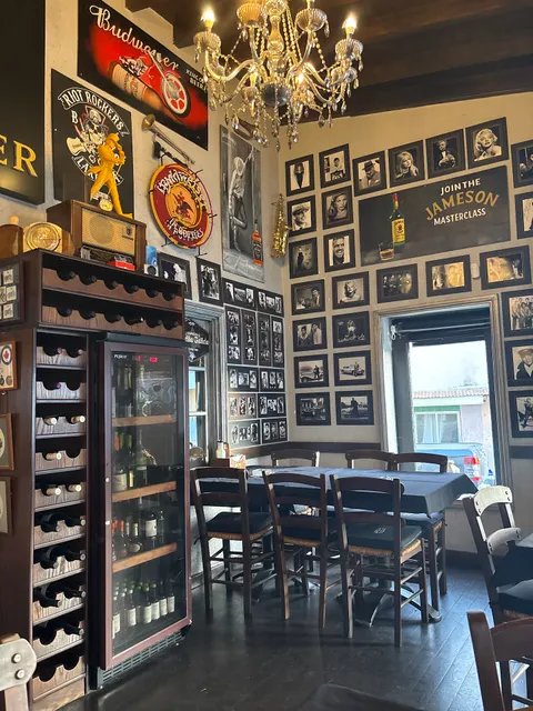 Platia Bar & Restaurant