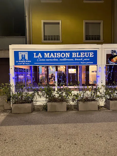 La Maison Bleue