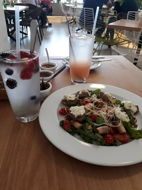 Ohlala! Boulangerie Bistro Naciones Unidas