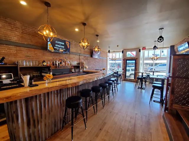 Burano's Wood-Fired Pizzeria