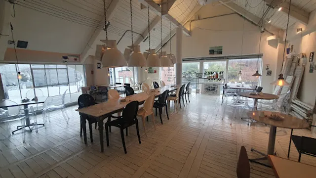 Mies Container Suseong Branch