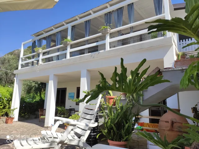 The House at Sea Bed & Breakfast