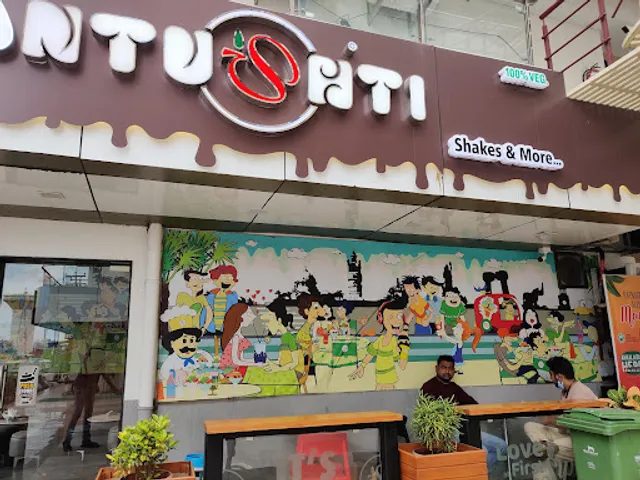 Santushti Shakes & More