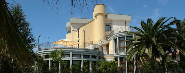 House Hotel For The Elderly Hotel San Michele Paestum