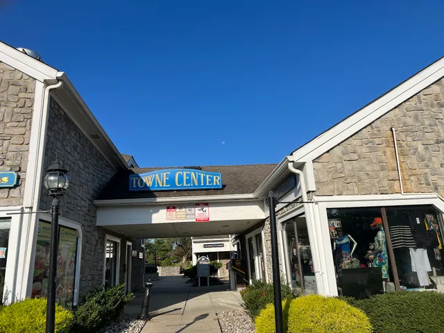 Hidden Lake Towne Center