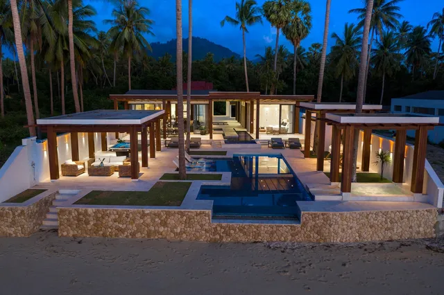 Villa Hanna Luxury Beachfront