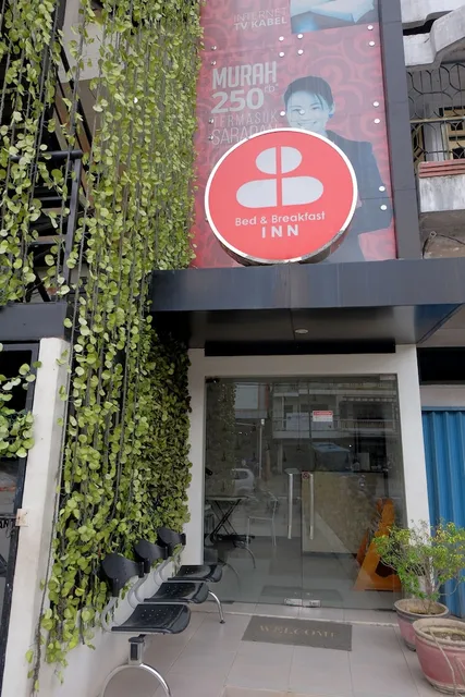 OYO 1726 Bed & Breakfast Inn