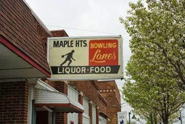 Maple Heights Lounge