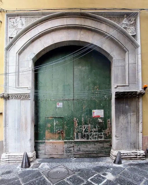 Palazzo15, Naples