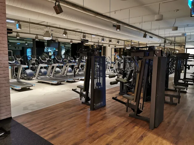 McFIT Fitnessstudio Graz Center West