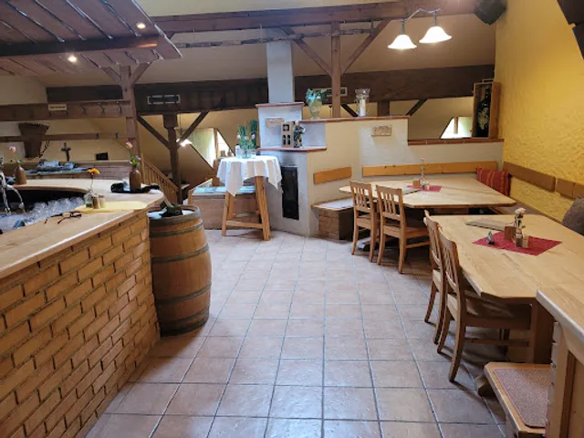 Heuriger & Weinbau "Zur langen Sonne" Winzerfamilie Köstler