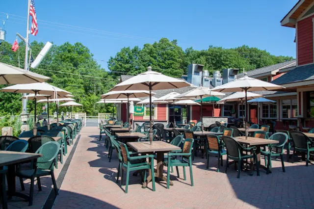 The Mill on Round Lake