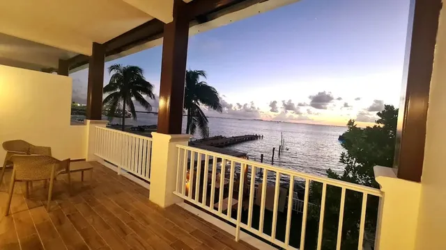 Bartolome Oceanfront Suites