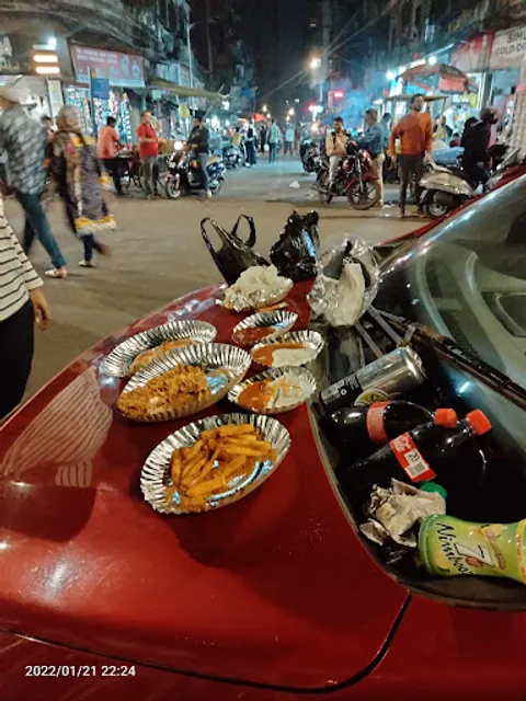 Lazeez Snacks Corner