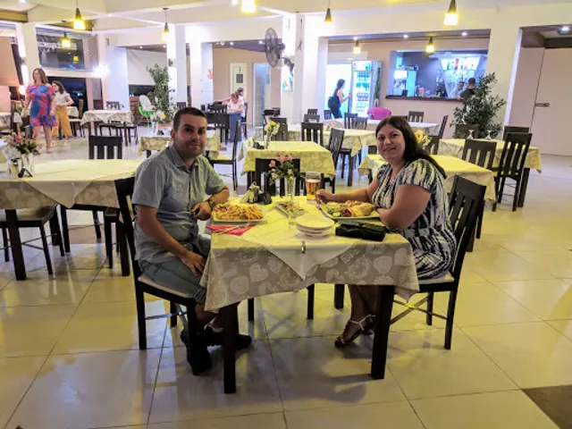 Danny's Place - Restaurant Bar