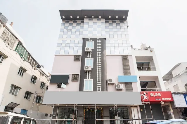 Capital O Hotel Aditya Grand