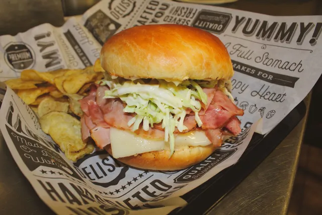 Scungilli’s Italian Eatery