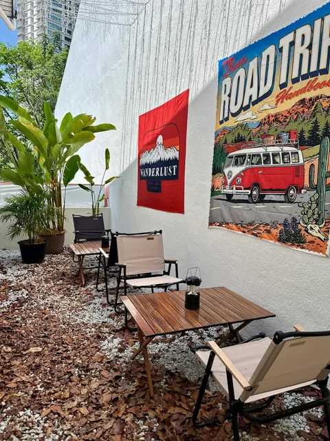 1 M specialty coffee house