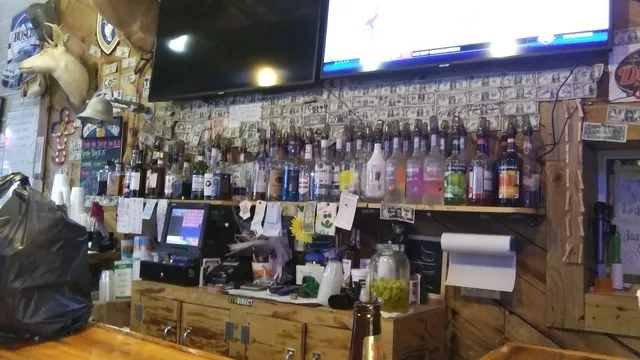 County 5 Bar & Grill