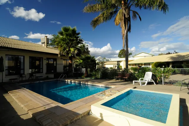 The Aston Motel – Tamworth