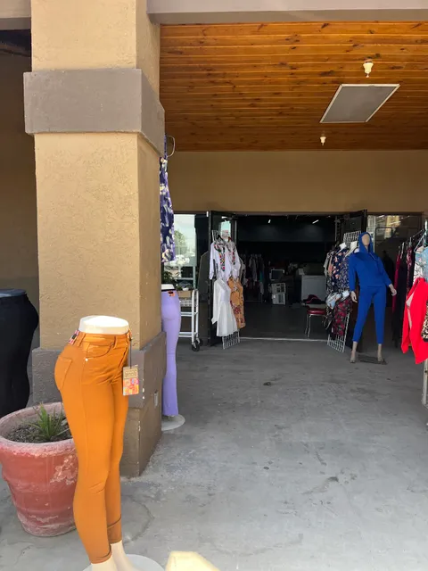 Calexico Indoor Swap Meet