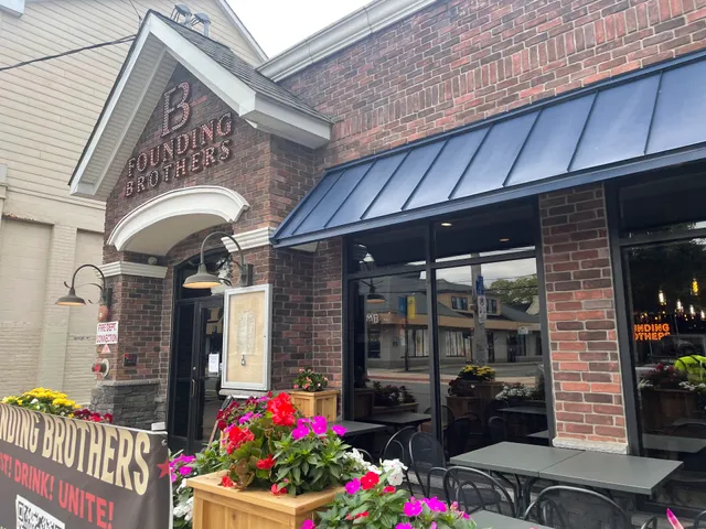 Founding Brothers Restaurant + Pub