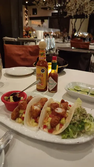 Carmenère Acapulco Restaurante