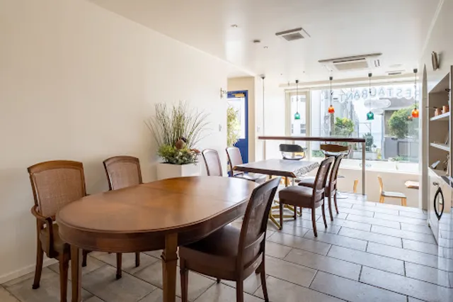 Casablanca Restaurant - International Cuisine