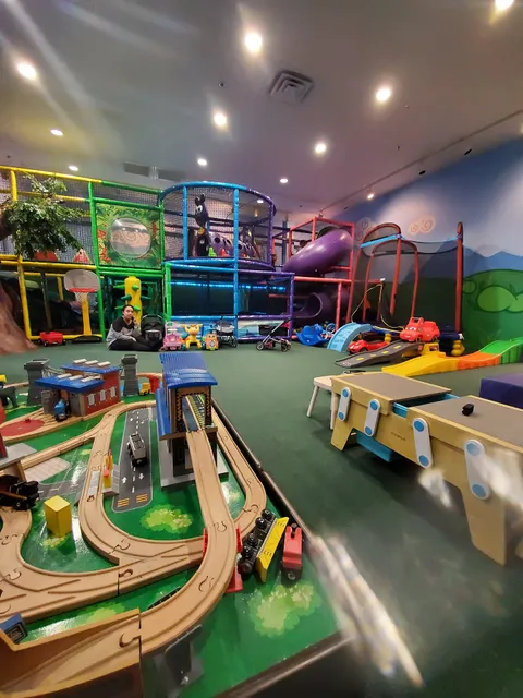 Wigglin’ Out Indoor Playground