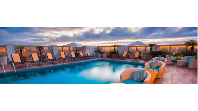 فندق موڤنبيك الدار البيضاء