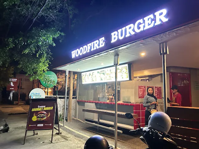 WOODFIRE BURGER