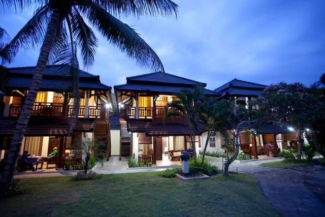 Batu Bolong Cottages