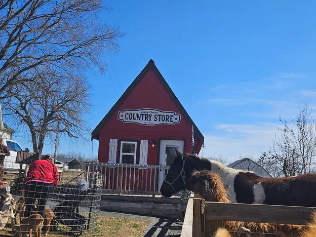 Lamp Farm Country Store