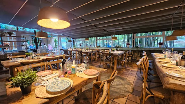 Mesón Dos Pozos y Jimena