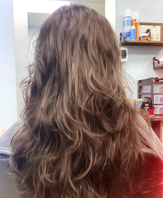 MiMi Salon 美美发廊