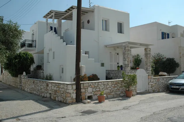 studios MARIA in naoussa paros