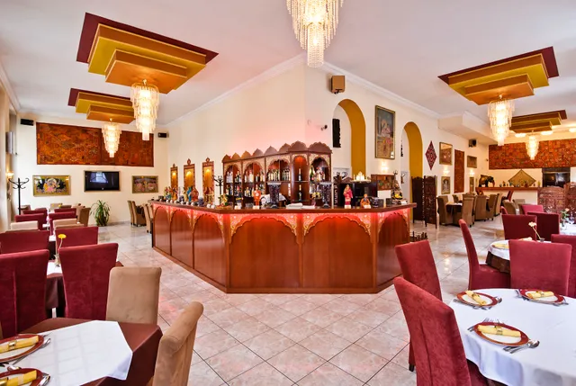 Taj Mahal Indian Restaurant