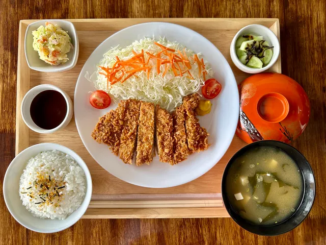 ทงคัตสึยะ