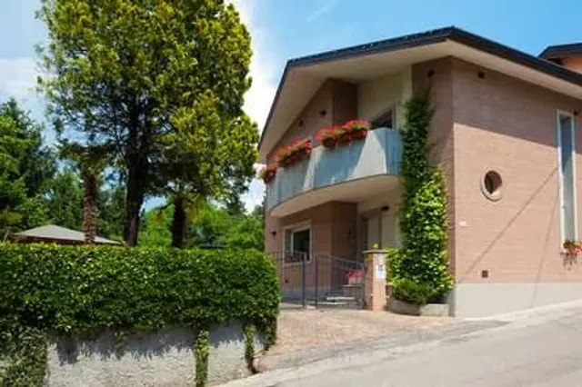 Casa Vacanze Via Castelmonte Affittacamere