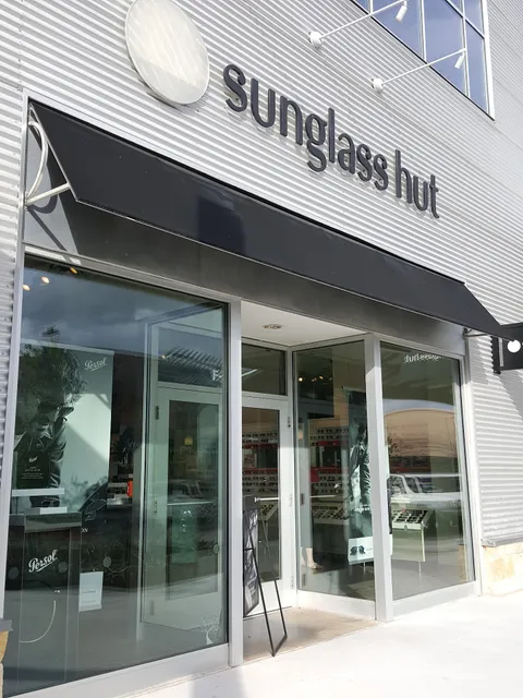 Sunglass Hut