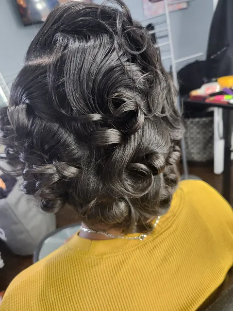 Stylz By LaTesha Marie