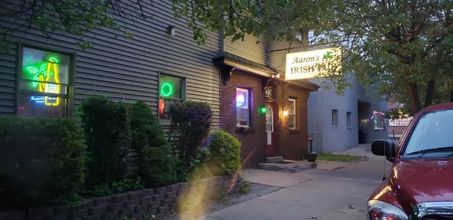 Aaron's Irish Pub
