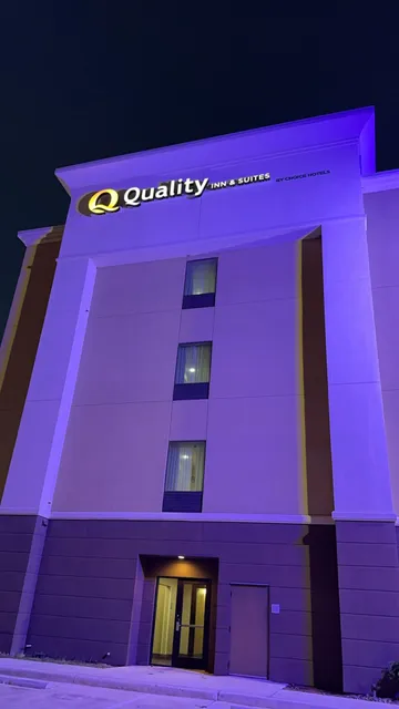 Quality Inn & Suites - Pearsall, TX