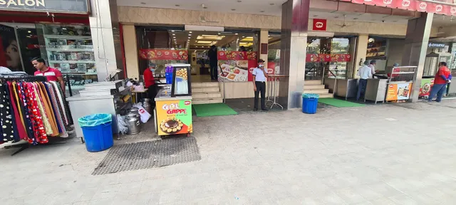 HUDA Market, Sector 14